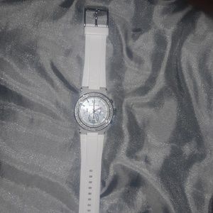 Michael kors silicon white watch